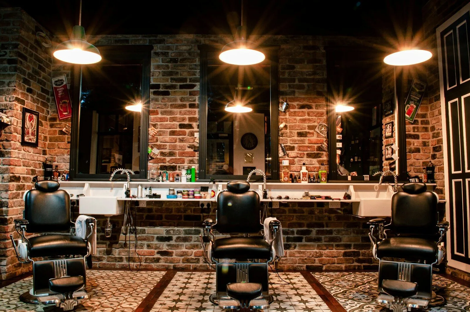 How Hairdressers, Cafes, and Salons Can Get Found Online in Stoke-on-Trent